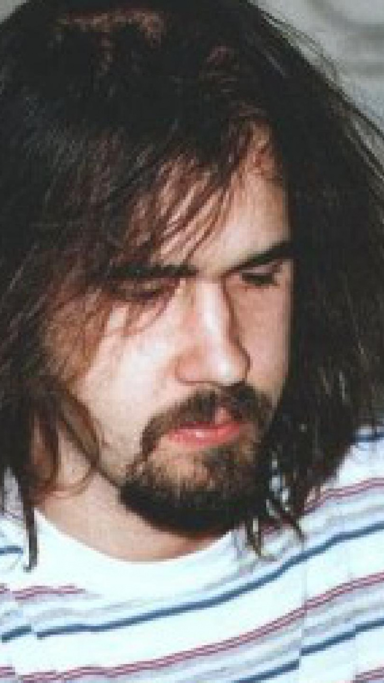 Nirvana, Grunge, el Guitarrista, Músico, Cabello. Wallpaper in 750x1334 Resolution