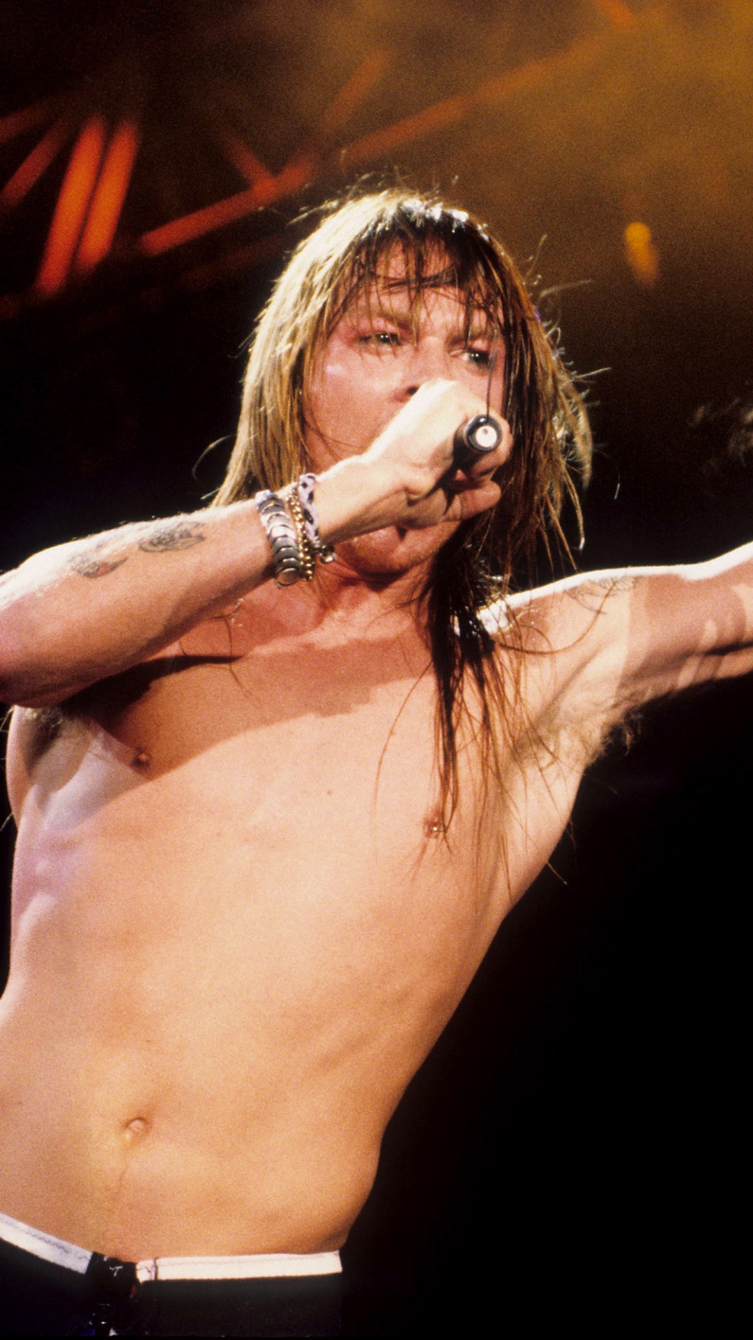 Guns N Roses, Performance, Singing, Singer, Performing Arts. Wallpaper in 1080x1920 Resolution