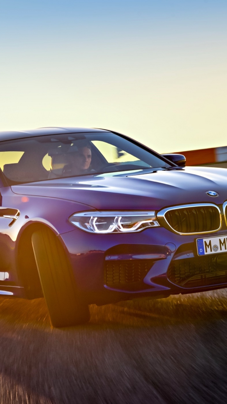 Audi a 4 Cupé Marrón. Wallpaper in 750x1334 Resolution