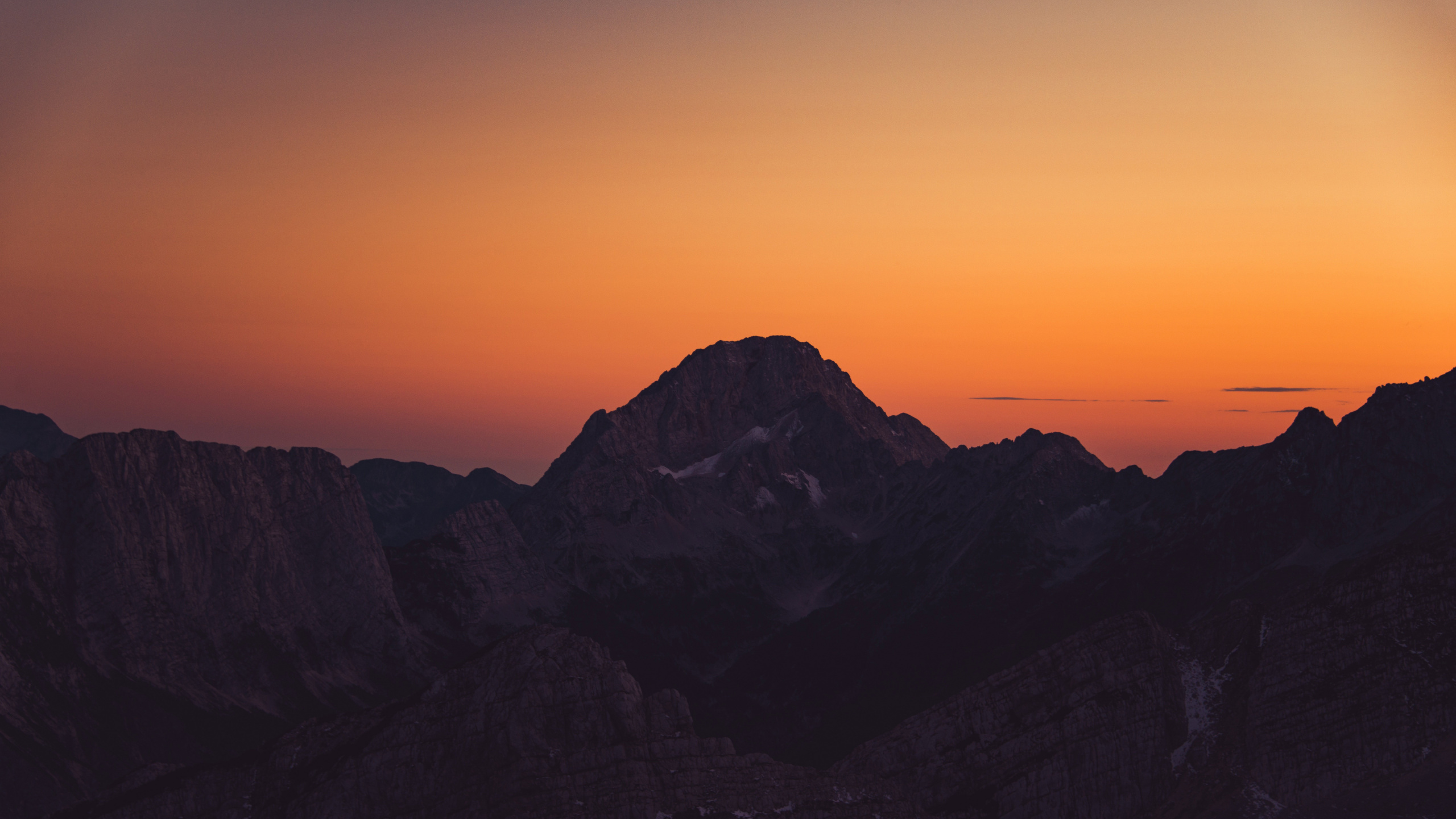 Les Reliefs Montagneux, Gamme de Montagne, Lever, Horizon, Afterglow. Wallpaper in 2560x1440 Resolution