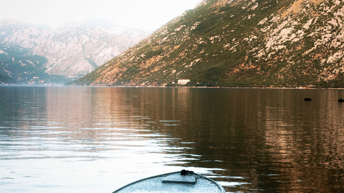 Reflection, Water, Transformation, Boat, Mountain. Wallpaper in 1366x768 Resolution