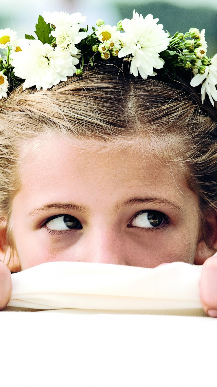 Acteur, Enfant, Casque, Peau, Nez. Wallpaper in 750x1334 Resolution