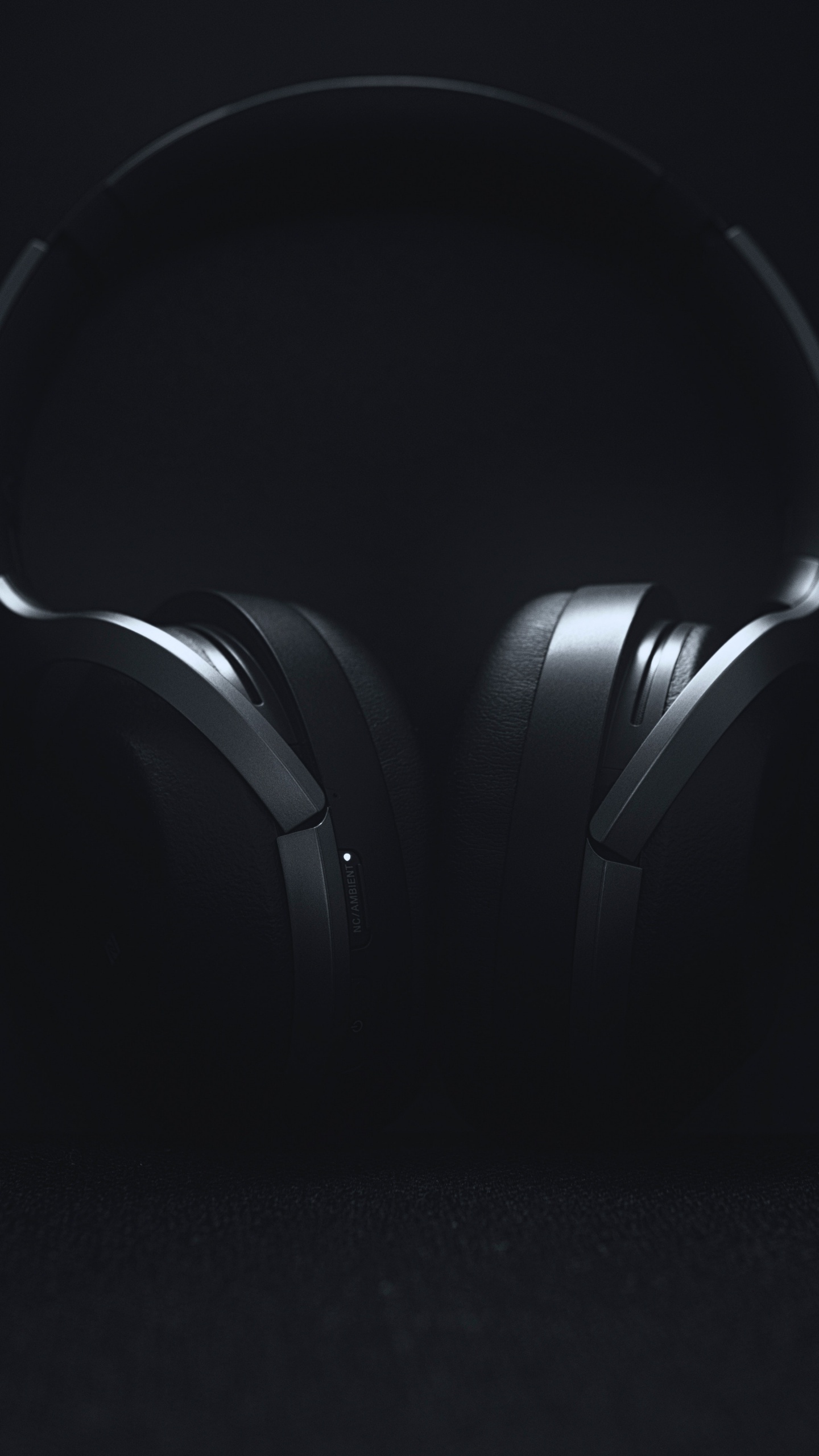 Auriculares, Negro, Equipo de Audio, Gadget, Dispositivo Electrónico. Wallpaper in 1440x2560 Resolution