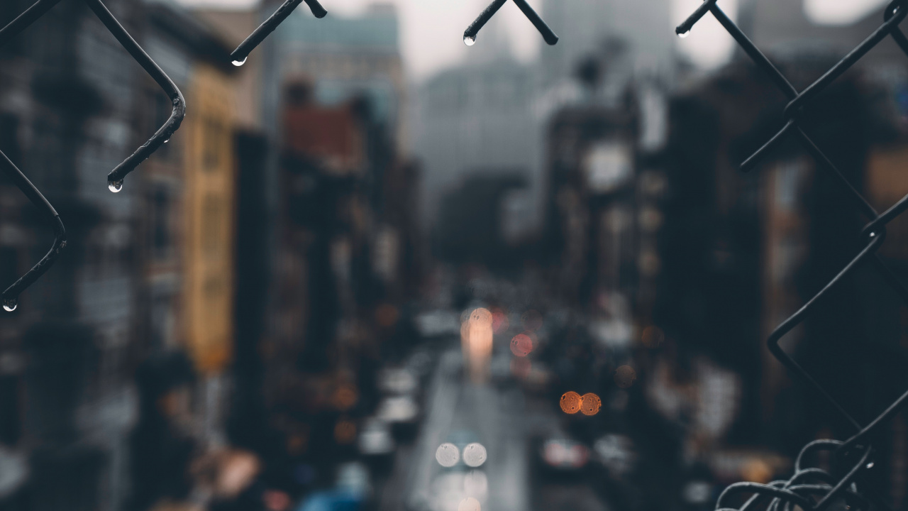 Grey Metal Fence With Water Droplets. Wallpaper in 1280x720 Resolution
