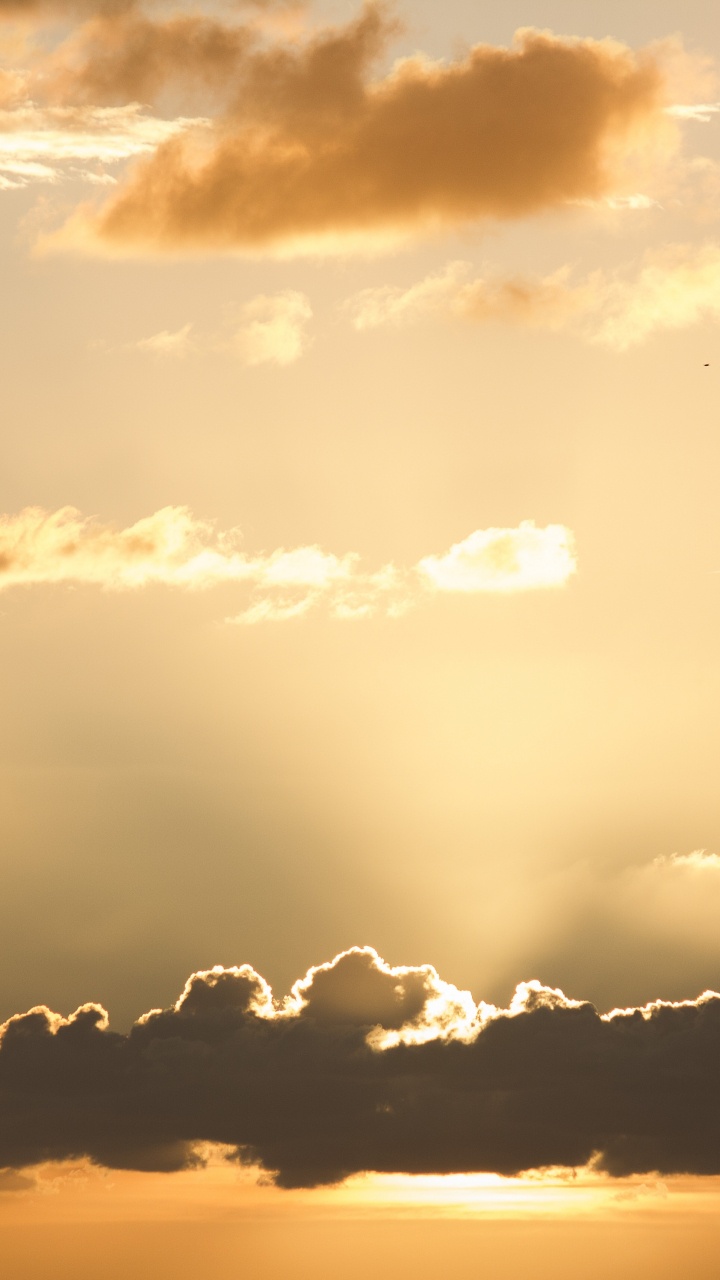 Cloud, Sonnenuntergang, YouTube, Apple-Musik, Sonnenstrahl. Wallpaper in 720x1280 Resolution