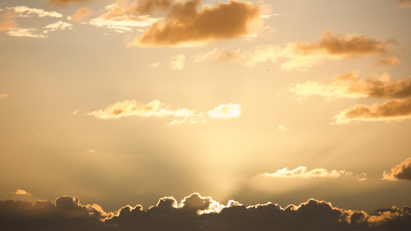 YouTube, Apple Musique, Sunbeam, Atmosphère, la Journée. Wallpaper in 1366x768 Resolution