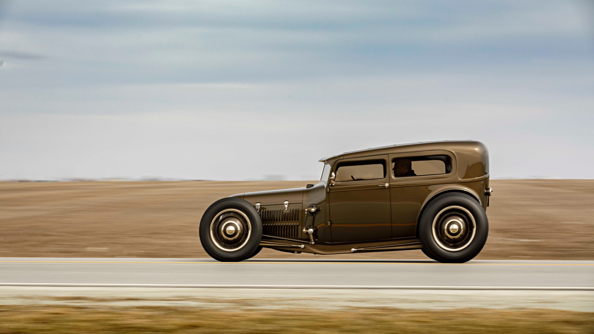 Brown Vintage Car on Brown Field During Daytime. Wallpaper in 1920x1080 Resolution
