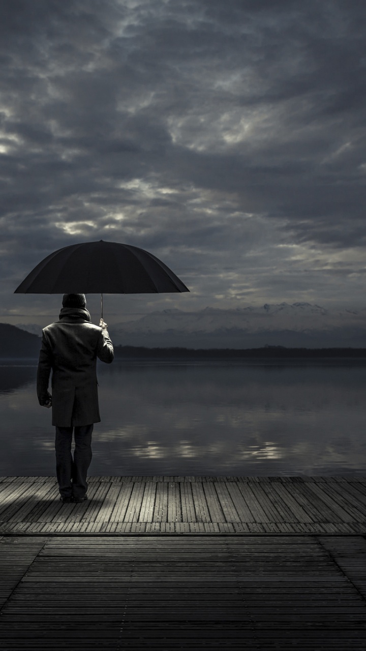 Regenschirm, Schwarz, Wasser, Cloud, Stehend. Wallpaper in 720x1280 Resolution