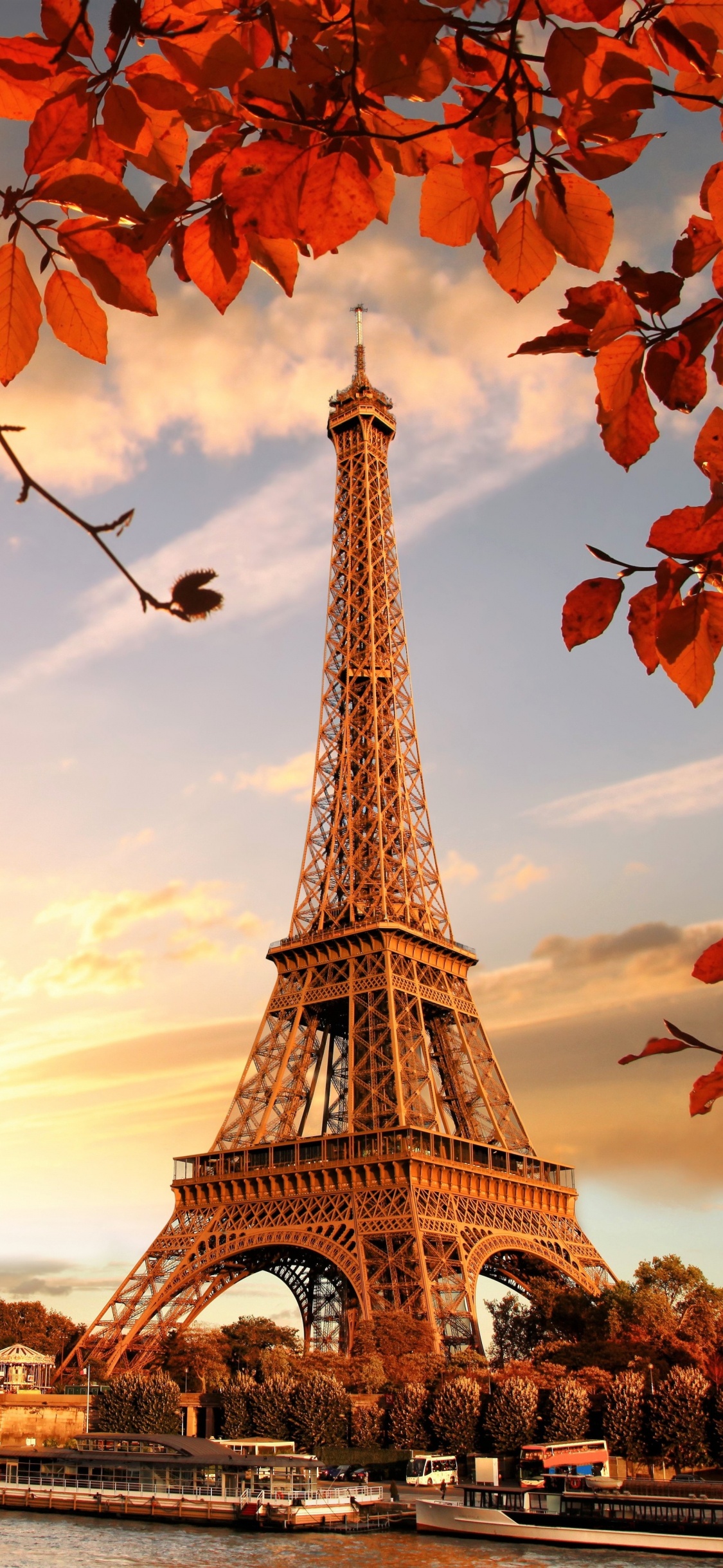 Brown and White Eiffel Tower. Wallpaper in 1125x2436 Resolution