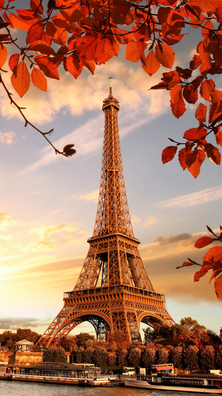 Brown and White Eiffel Tower. Wallpaper in 750x1334 Resolution