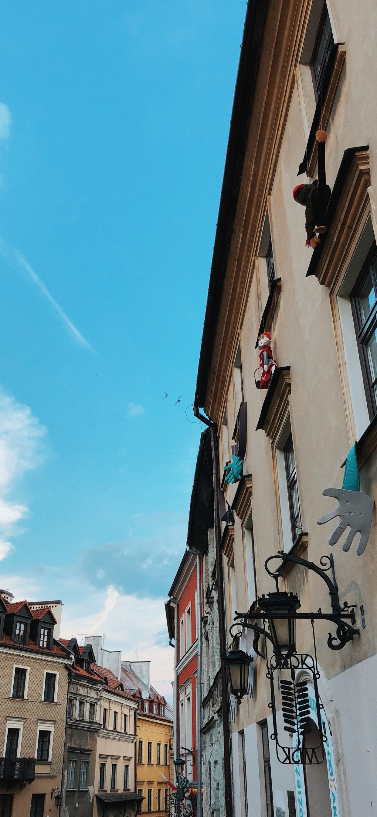 Faade, Carretera, Zona Residencial, Azul, Invierno. Wallpaper in 1242x2688 Resolution