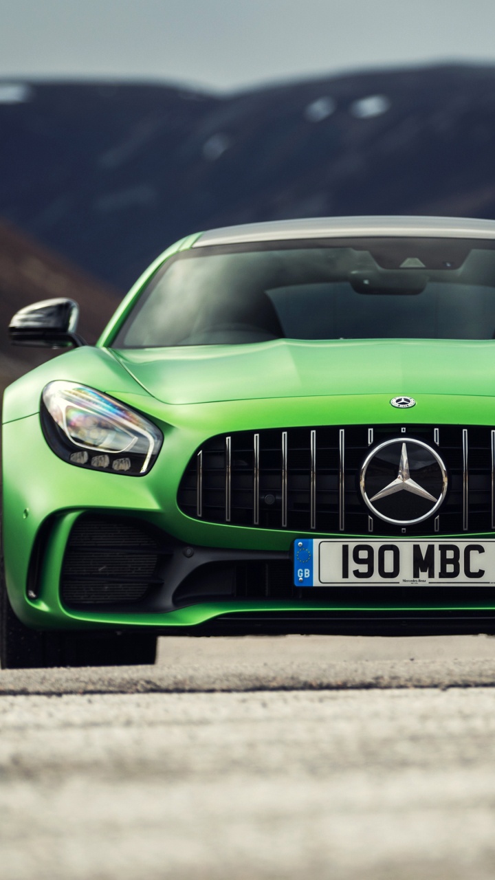 Green Mercedes Benz Car on Road During Daytime. Wallpaper in 720x1280 Resolution