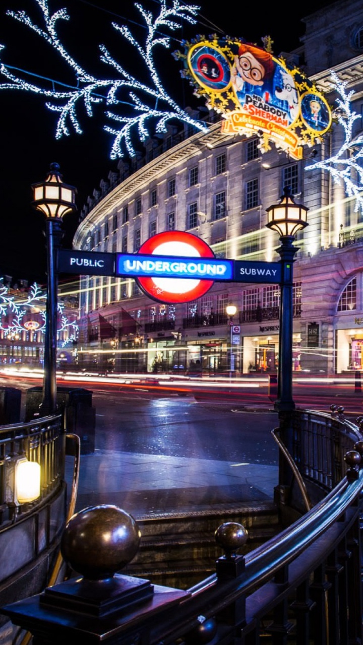 Time Lapse Photography of Cars on Road During Night Time. Wallpaper in 720x1280 Resolution