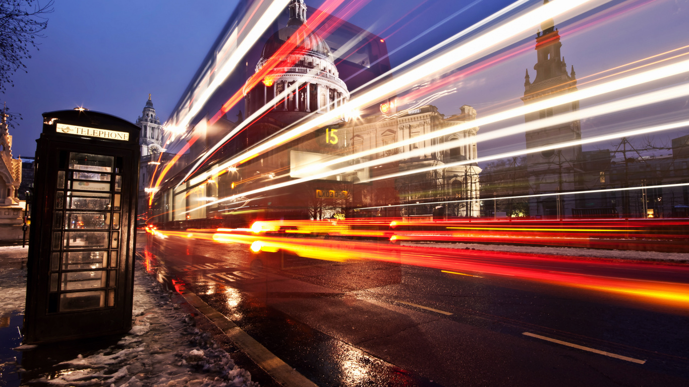 Time Lapse Photography of Cars on Road During Night Time. Wallpaper in 1366x768 Resolution