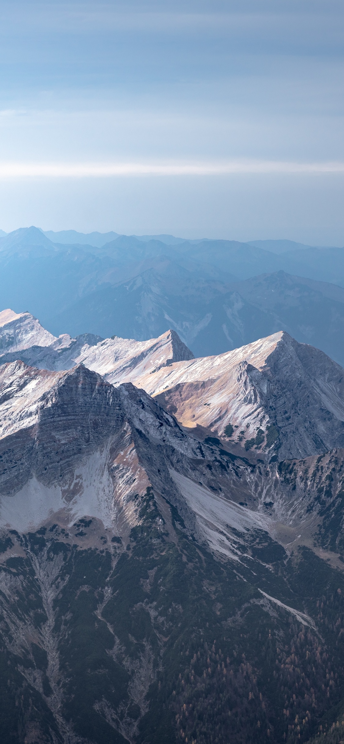 Gamme de Montagne, Terrain, le Relief Glaciaire, Cumulus, Vallée. Wallpaper in 1125x2436 Resolution