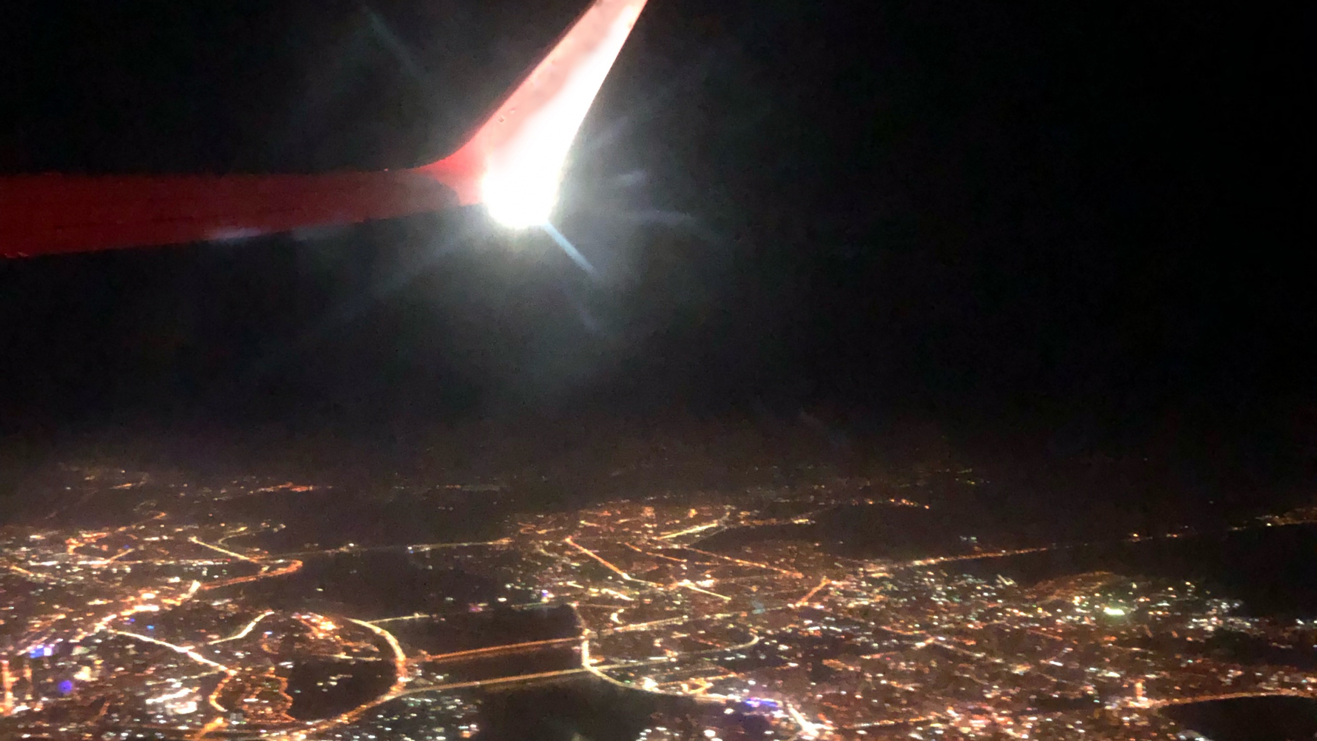 Nacht, Erde, Die Atmosphäre Der Erde, Atmosphäre, Licht. Wallpaper in 2560x1440 Resolution