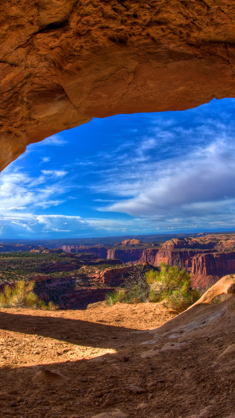 Brown Rock Formation Under Blue Sky During Daytime. Wallpaper in 750x1334 Resolution