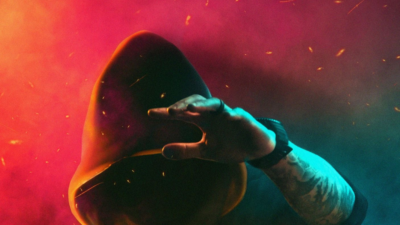 Yin y Yang, el Desafío de Las Flexiones, Micrófono, Sombrero, Tapa. Wallpaper in 1280x720 Resolution