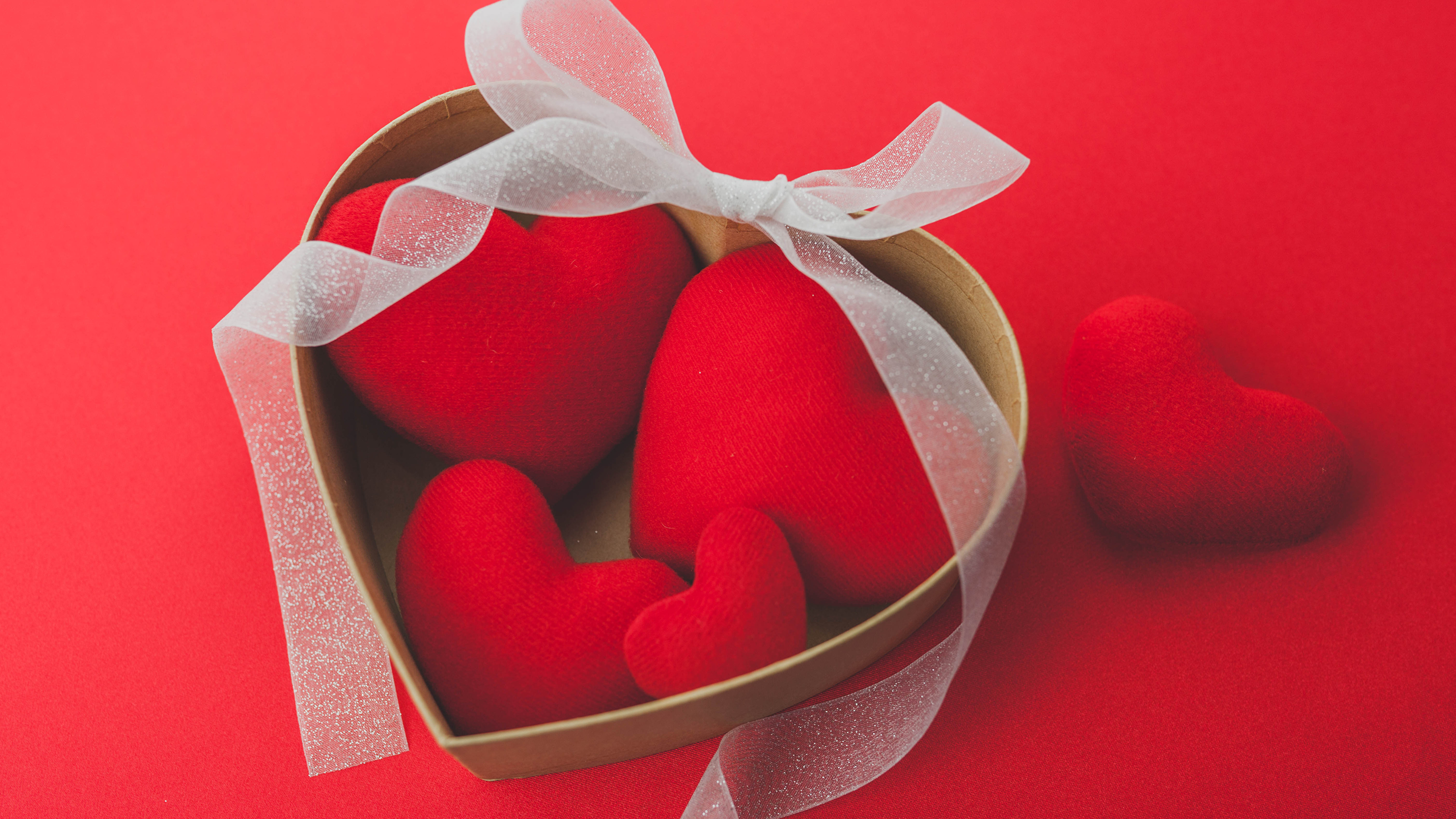 Cœur, le Jour de Valentines, Faveurs de Mariage, Mari, Pétale. Wallpaper in 3840x2160 Resolution