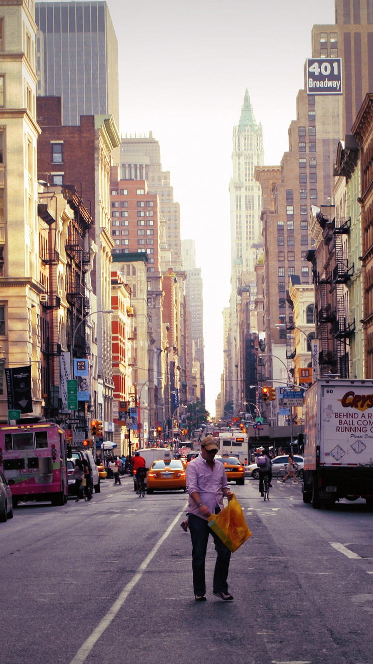 People Walking on Street During Daytime. Wallpaper in 750x1334 Resolution