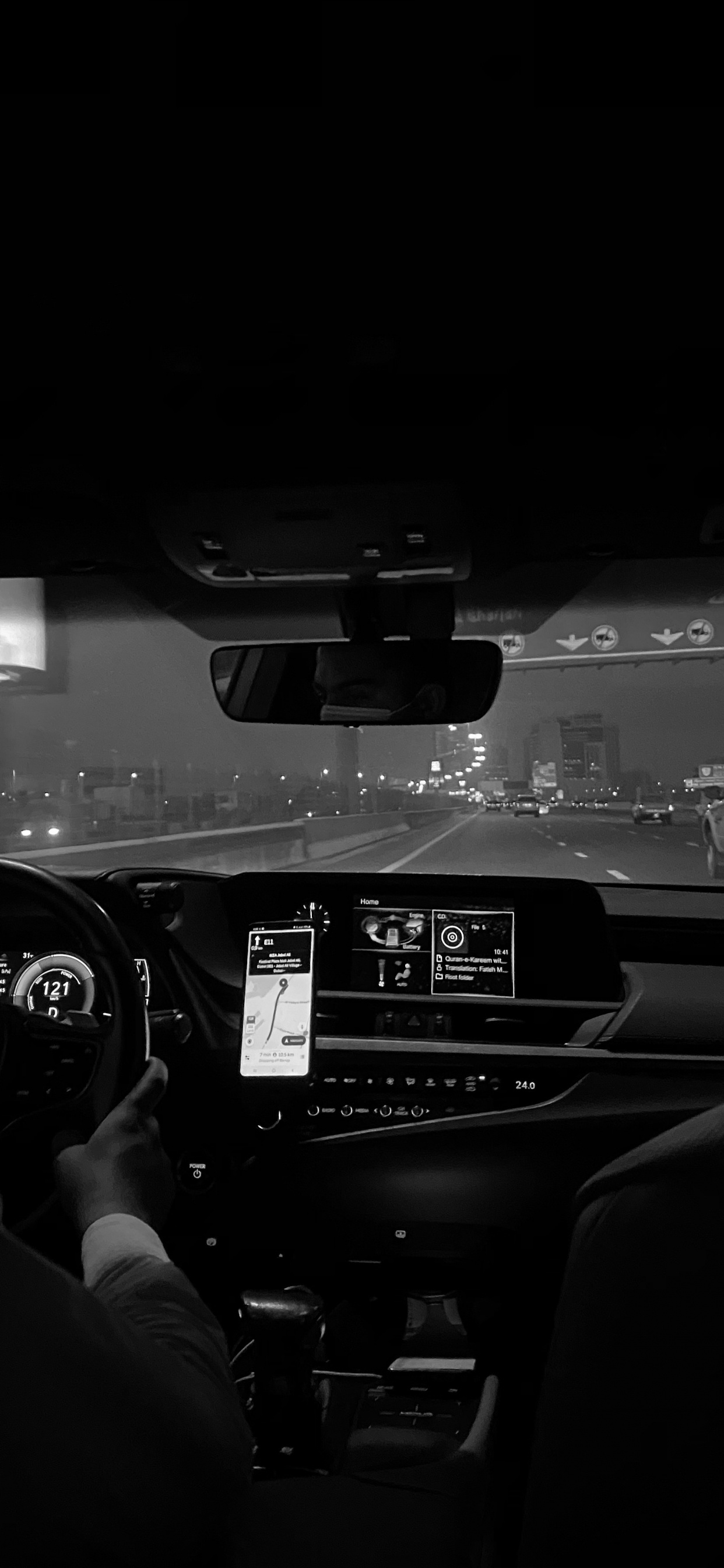 Light, King, Automotive Mirror, Glass, Rear-view Mirror. Wallpaper in 1242x2688 Resolution