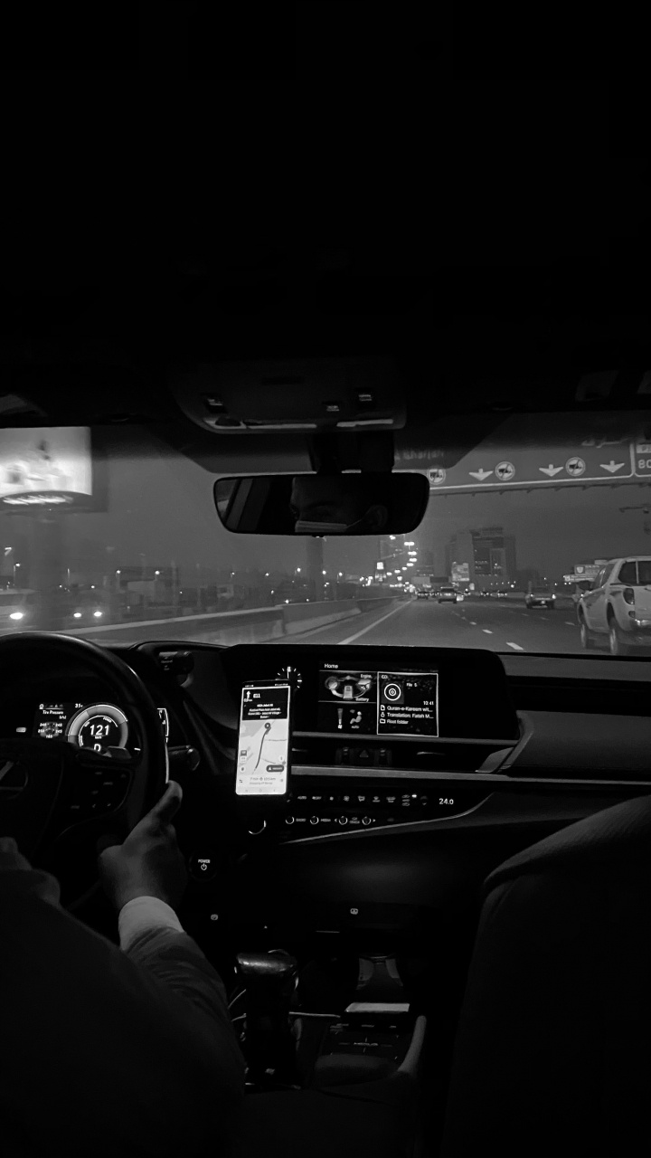 Light, King, Automotive Mirror, Glass, Rear-view Mirror. Wallpaper in 720x1280 Resolution