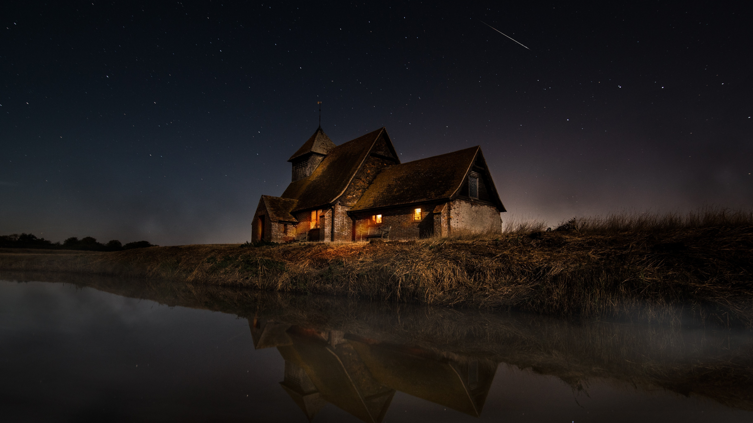 Nacht, Haus, Reflexion, Naturlandschaft, Atmosphäre. Wallpaper in 2560x1440 Resolution