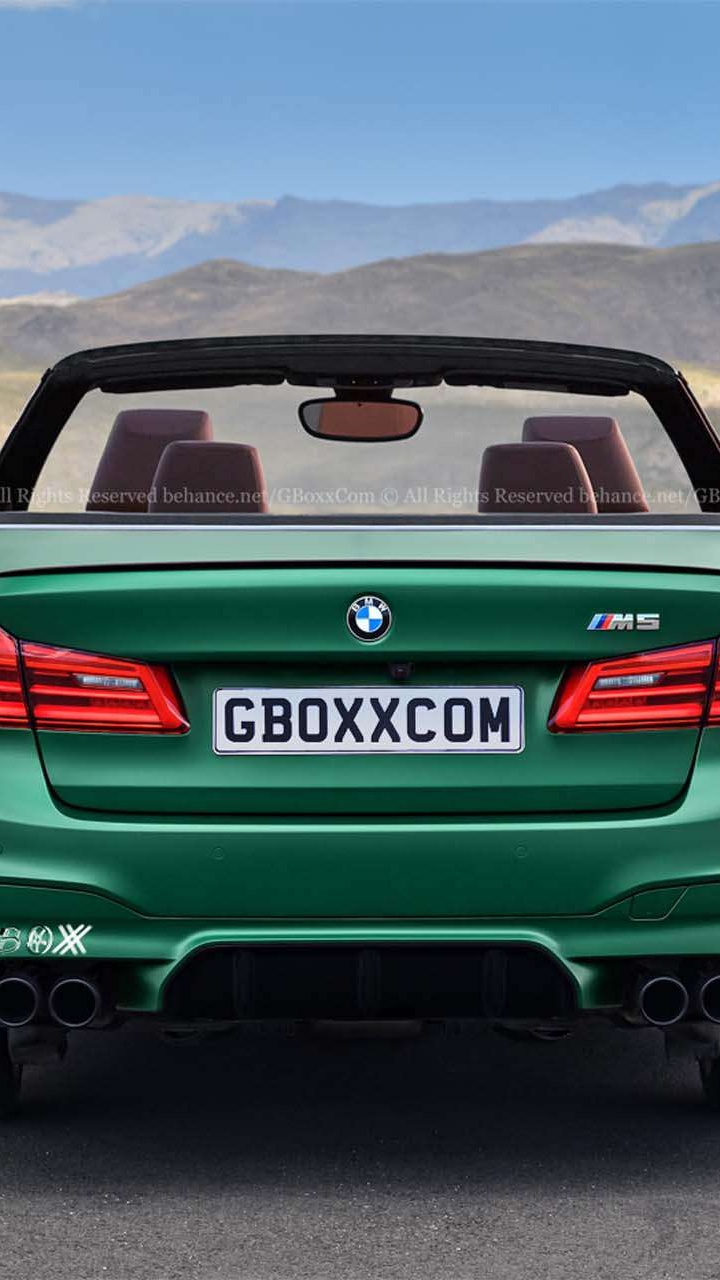 Grünes Chevrolet Camaro Cabrio Tagsüber Unterwegs. Wallpaper in 720x1280 Resolution