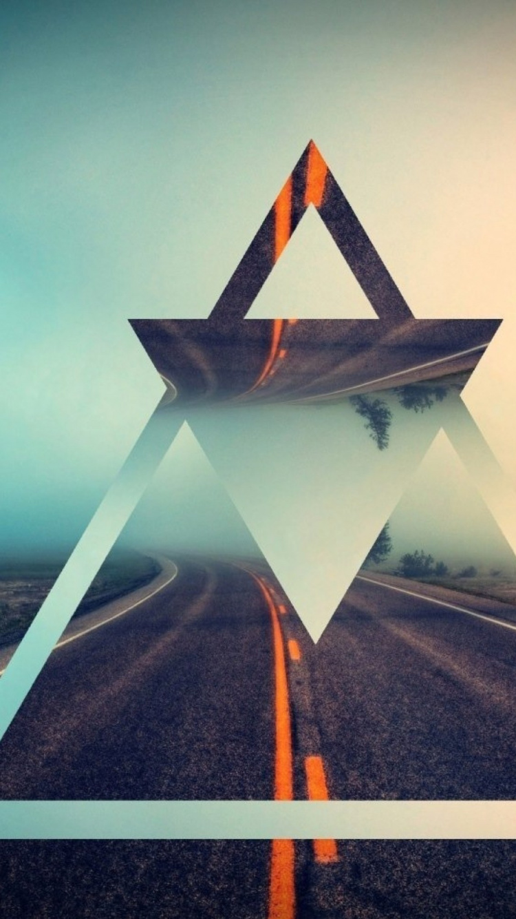 Bateau en Papier Noir et Blanc Sur Textile Marron. Wallpaper in 750x1334 Resolution