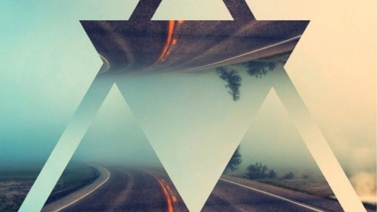 Schwarz-weißes Papierboot Auf Braunem Textil. Wallpaper in 1280x720 Resolution