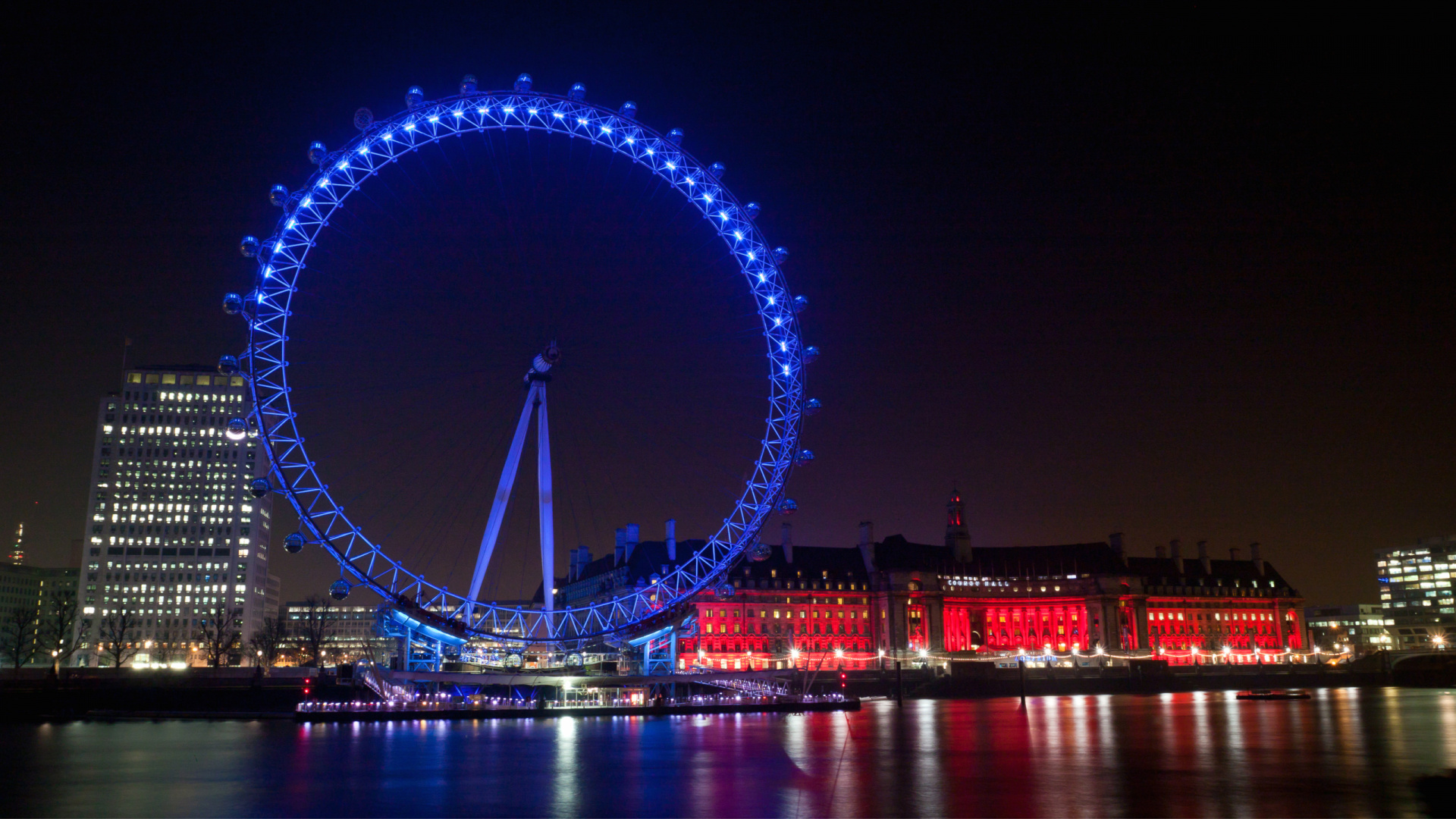 Ferris Wheel Near Body of Water During Night Time. Wallpaper in 1920x1080 Resolution