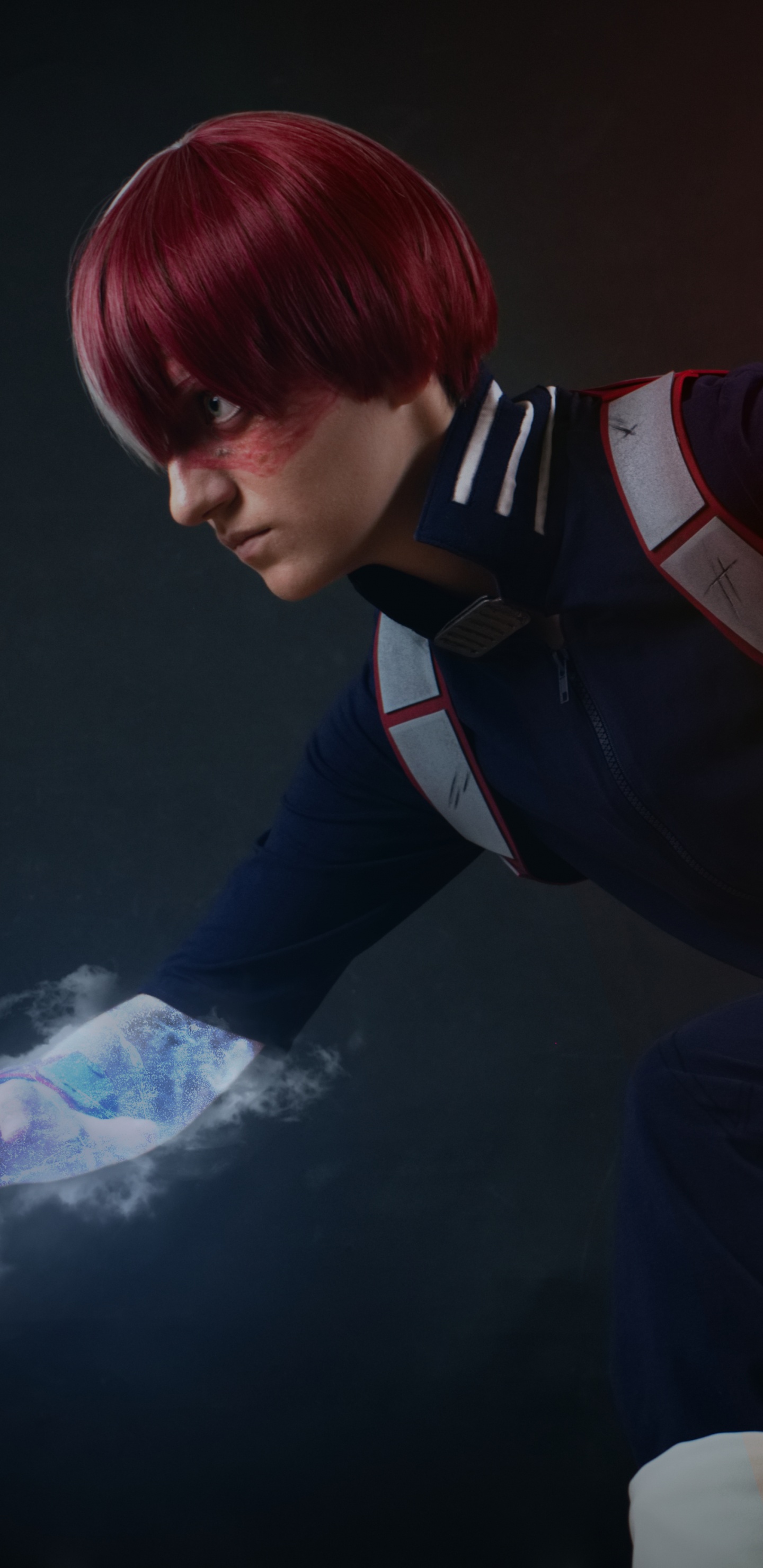 Mann in Schwarzer Jacke Mit Feuer. Wallpaper in 1440x2960 Resolution