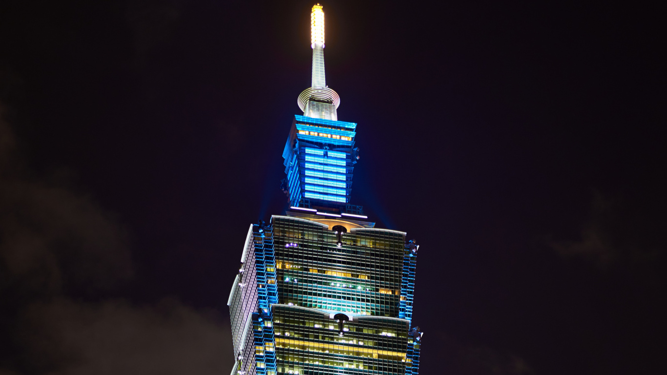 Braunes Und Weißes Betongebäude. Wallpaper in 1366x768 Resolution