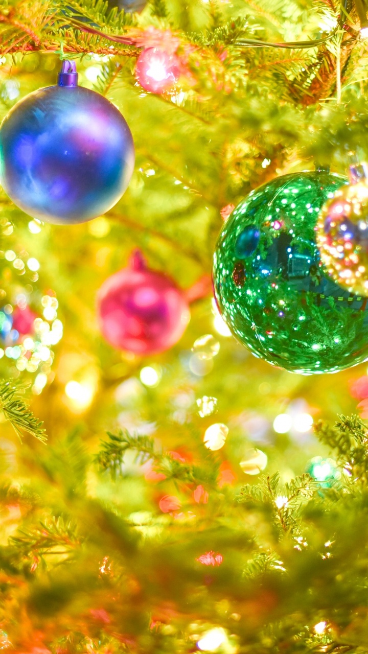 Ornement de Noël, Le Jour De Noël, Décoration de Noël, Lustre, Luminaire. Wallpaper in 720x1280 Resolution