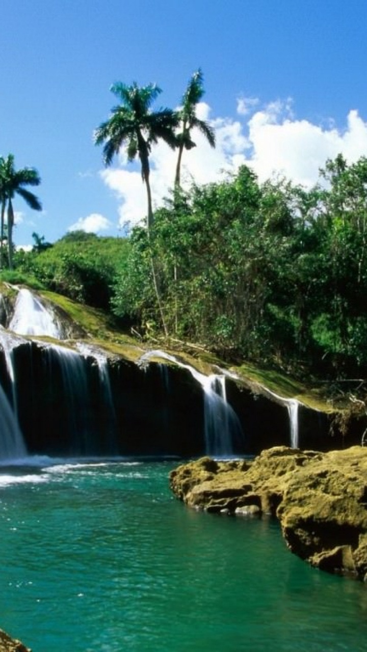 Waterfalls Near Green Trees Under Blue Sky During Daytime. Wallpaper in 720x1280 Resolution