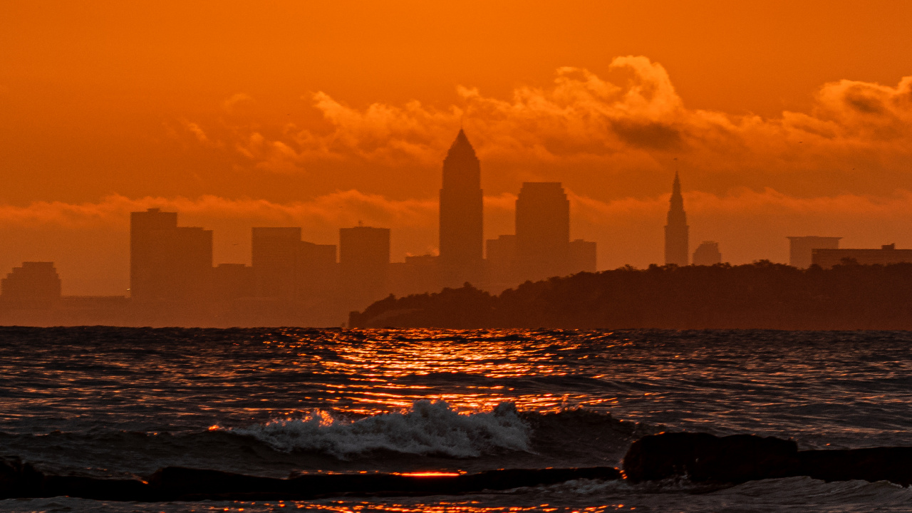 Silhouette of City Skyline During Sunset. Wallpaper in 1280x720 Resolution