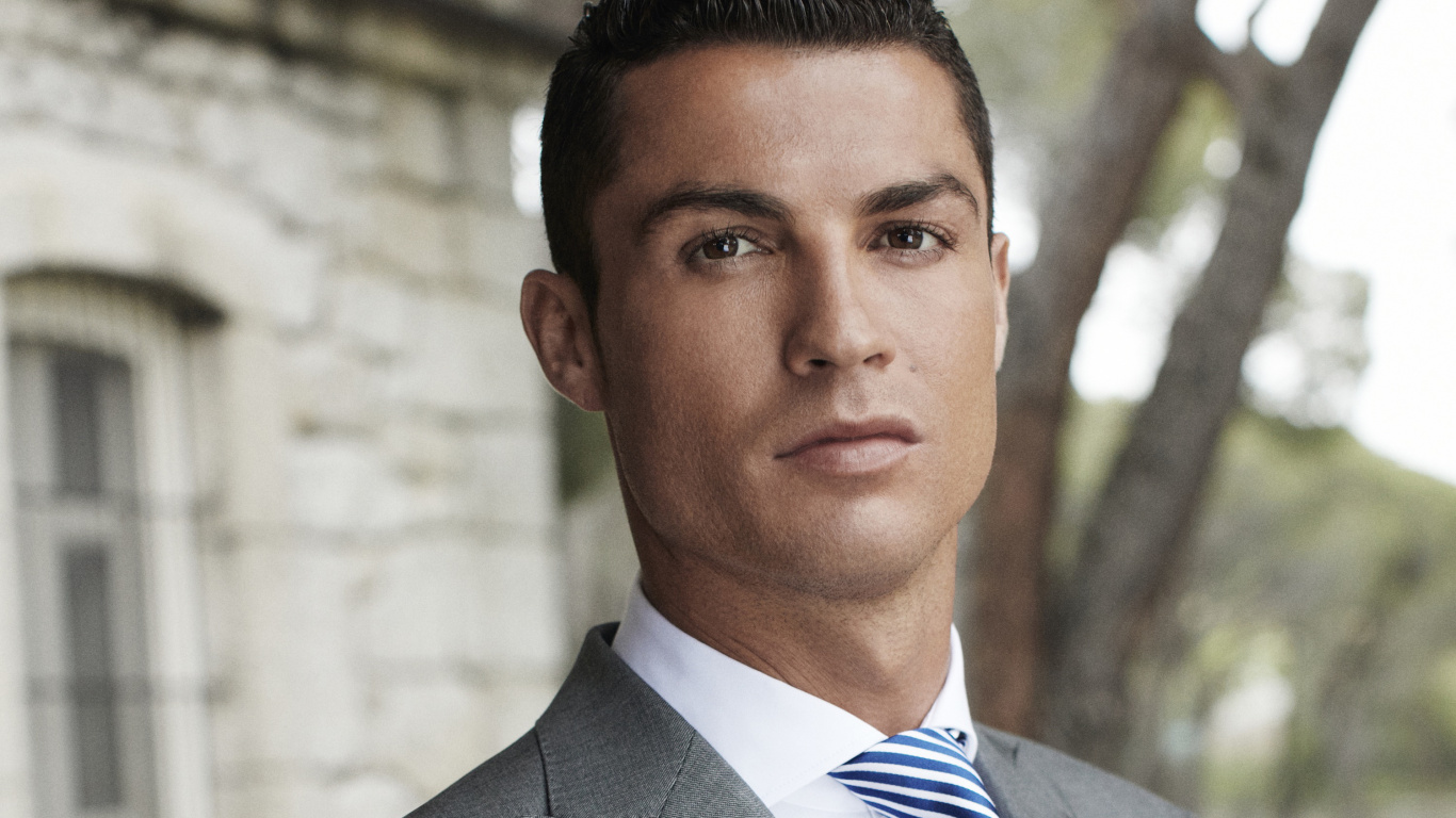 Cristiano Ronaldo, Real Madrid c f, Haar, Gesicht, Stirn. Wallpaper in 1366x768 Resolution