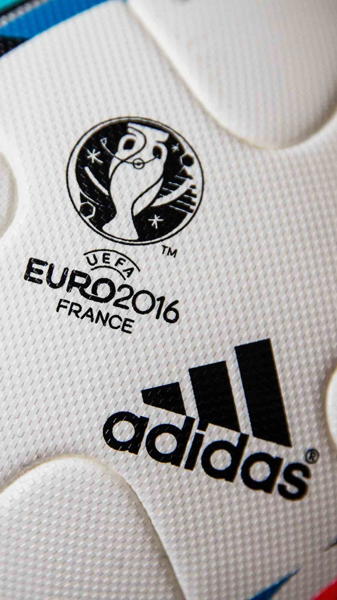 Ballon de Foot Blanc et Noir. Wallpaper in 1080x1920 Resolution