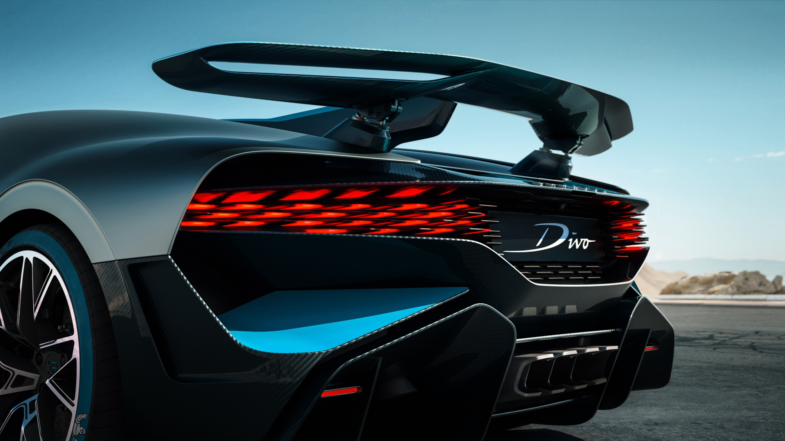 Bugatti Divo, Bugatti, Sports Car, Bugatti Automobiles, Cars. Wallpaper in 2560x1440 Resolution