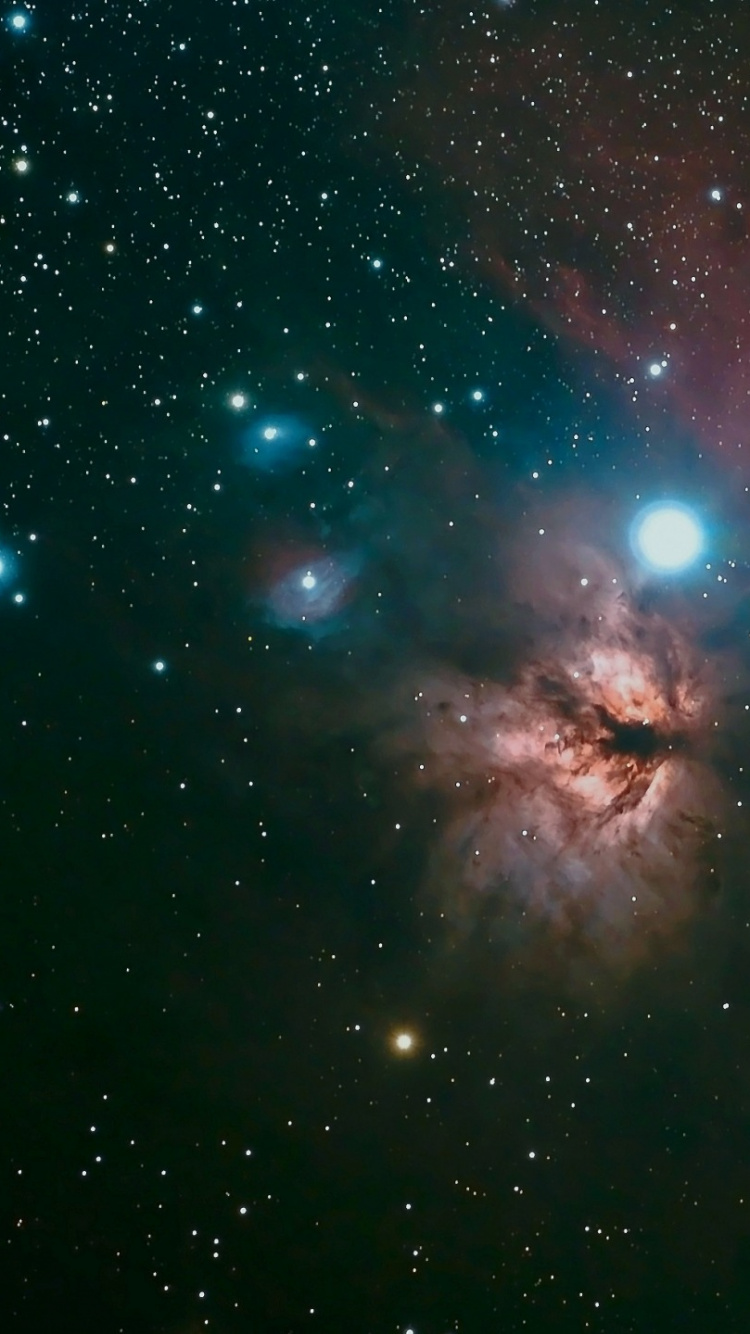 Galaxie Bleue et Noire Avec Des Étoiles. Wallpaper in 750x1334 Resolution