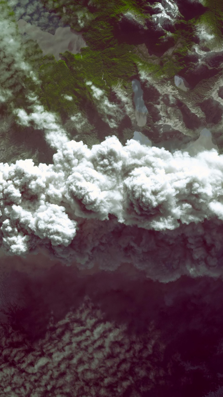 Vogelperspektive Der Meereswellen. Wallpaper in 750x1334 Resolution