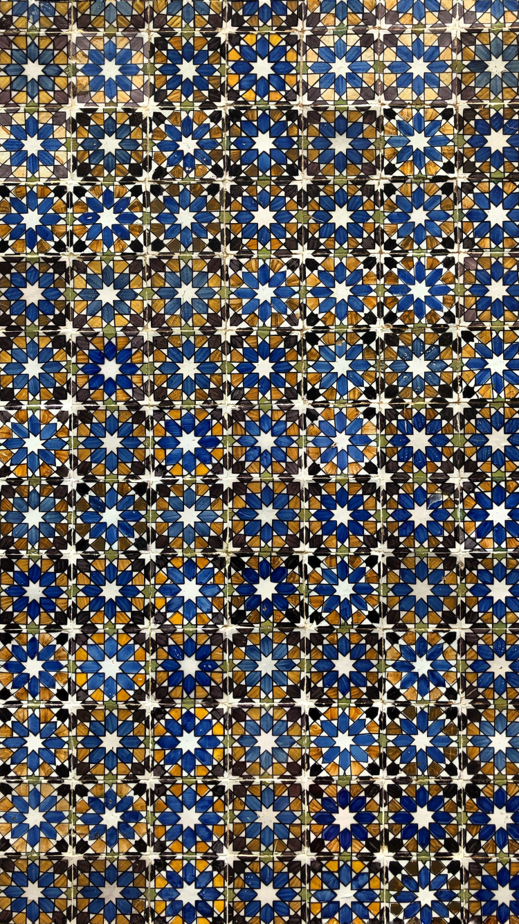 Blau-weißes Florales Textil. Wallpaper in 750x1334 Resolution