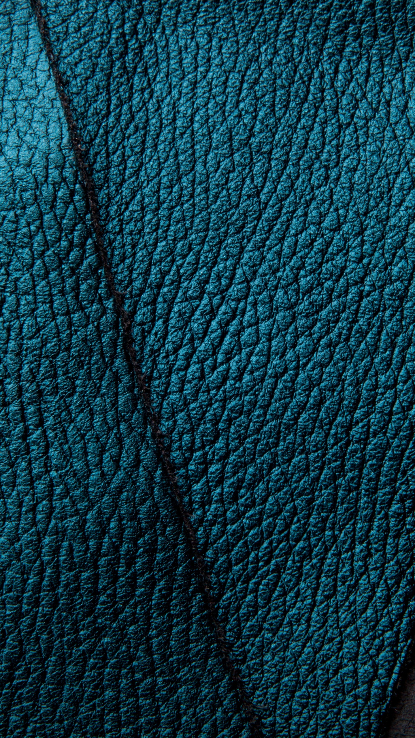 Textil Verde Sobre Textil Negro. Wallpaper in 1440x2560 Resolution