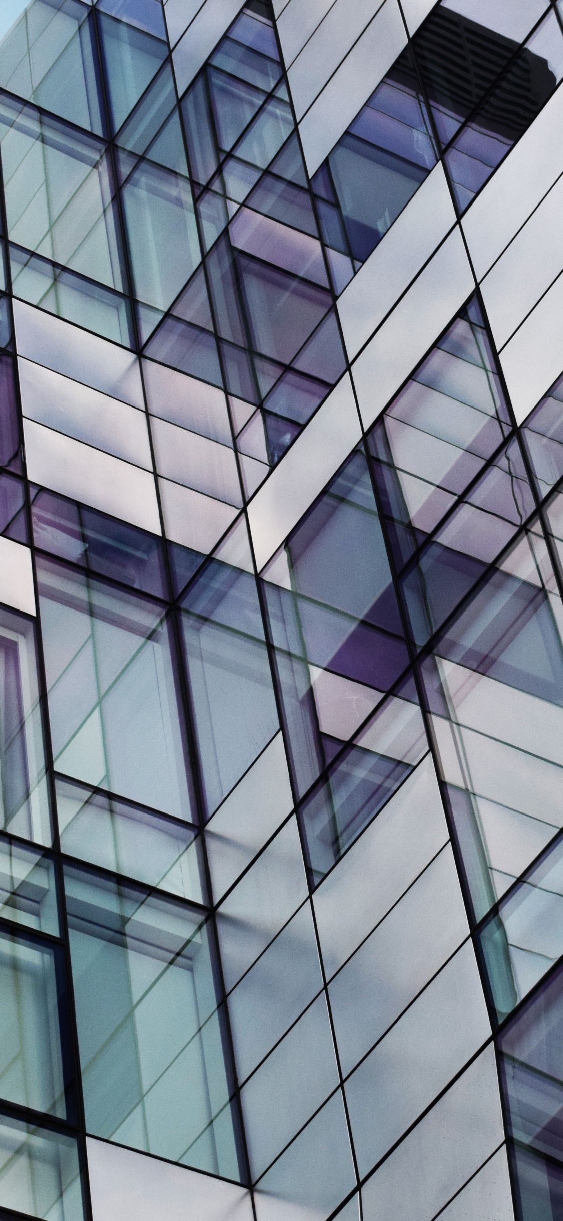 Edificio de Hormigón Blanco y Gris. Wallpaper in 1125x2436 Resolution