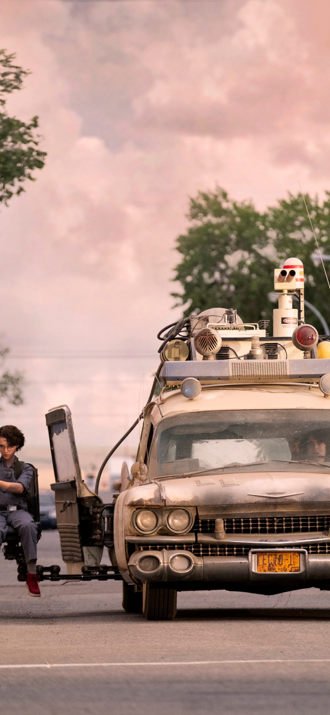 Ghostbusters Afterlife, Pack de Protons, Fantôme, Pneu, Roue. Wallpaper in 1125x2436 Resolution