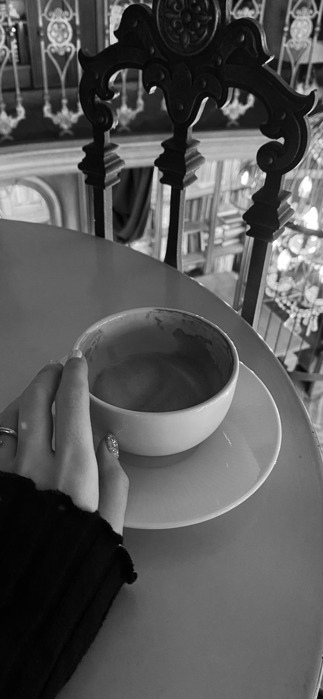 Noir et Blanc, Tasse à Café, Mesure, la Vaisselle, Verrerie. Wallpaper in 1125x2436 Resolution