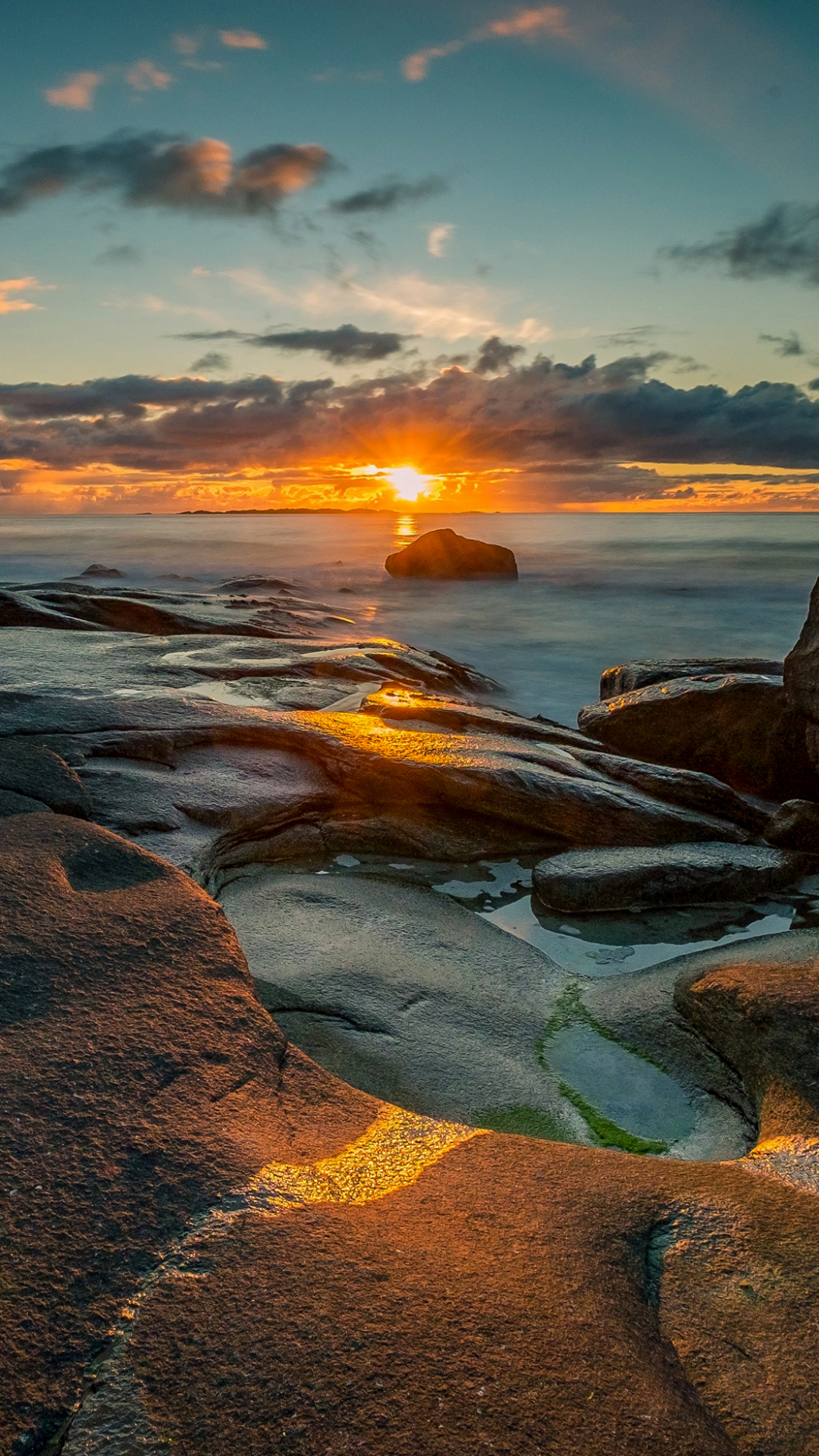 Agua, Los Recursos de Agua, Afterglow, Paisaje Natural, Atardecer. Wallpaper in 1080x1920 Resolution