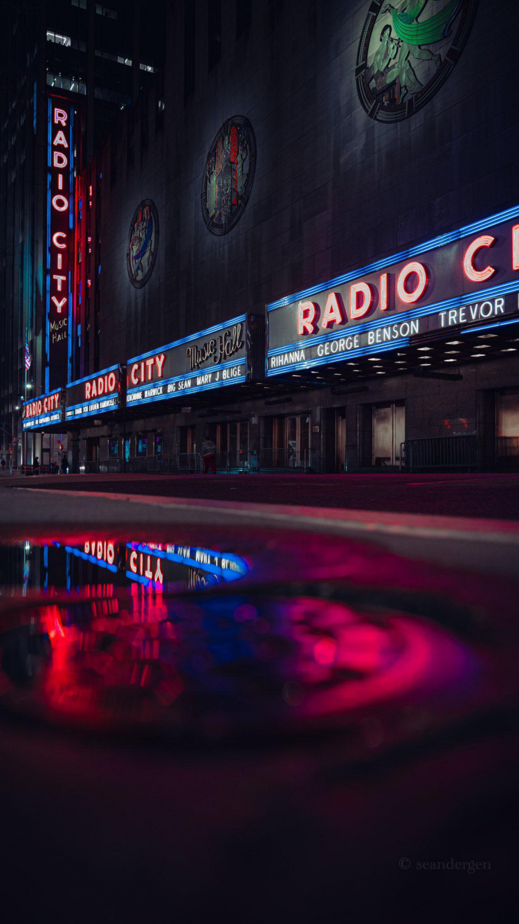 Rockefeller Center, Automotive Lighting, Gebäude, Strom, Mitternacht. Wallpaper in 750x1334 Resolution