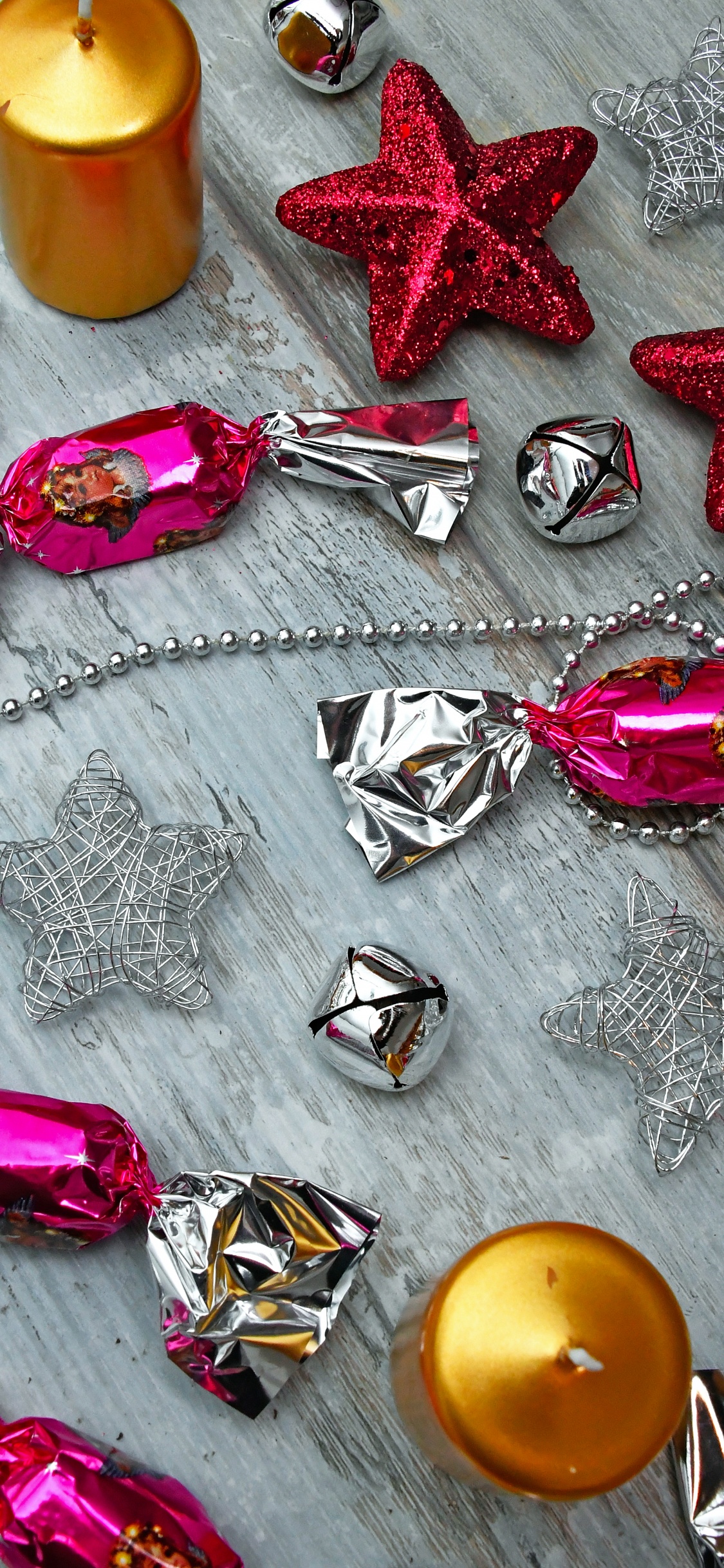 El Día De Navidad, Decoración de la Navidad, Adorno de Navidad, Magenta, Rosa. Wallpaper in 1125x2436 Resolution