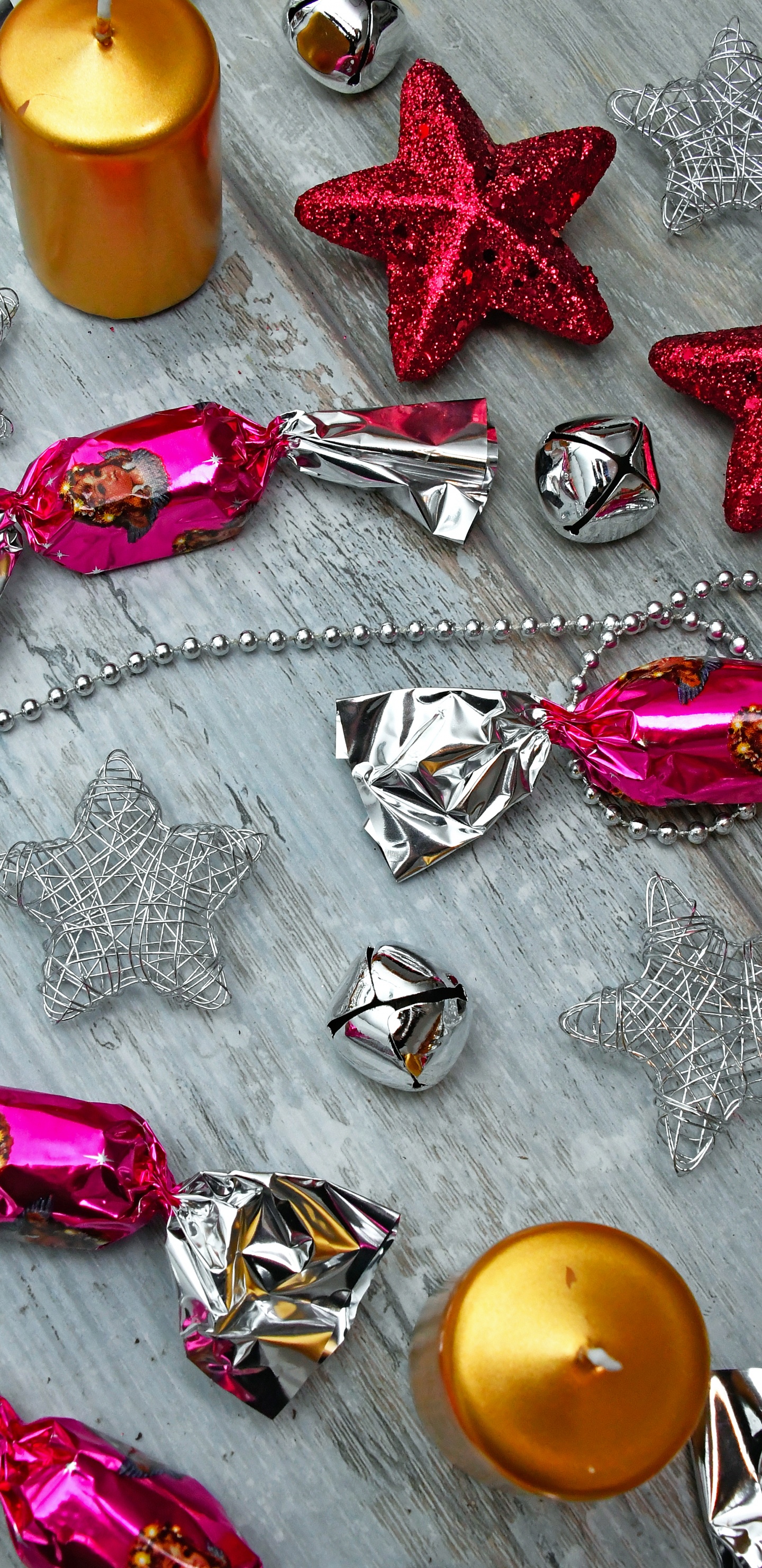 Weihnachten, Weihnachtsdekoration, Christmas Ornament, Weihnachtsbaum, Verzierung. Wallpaper in 1440x2960 Resolution